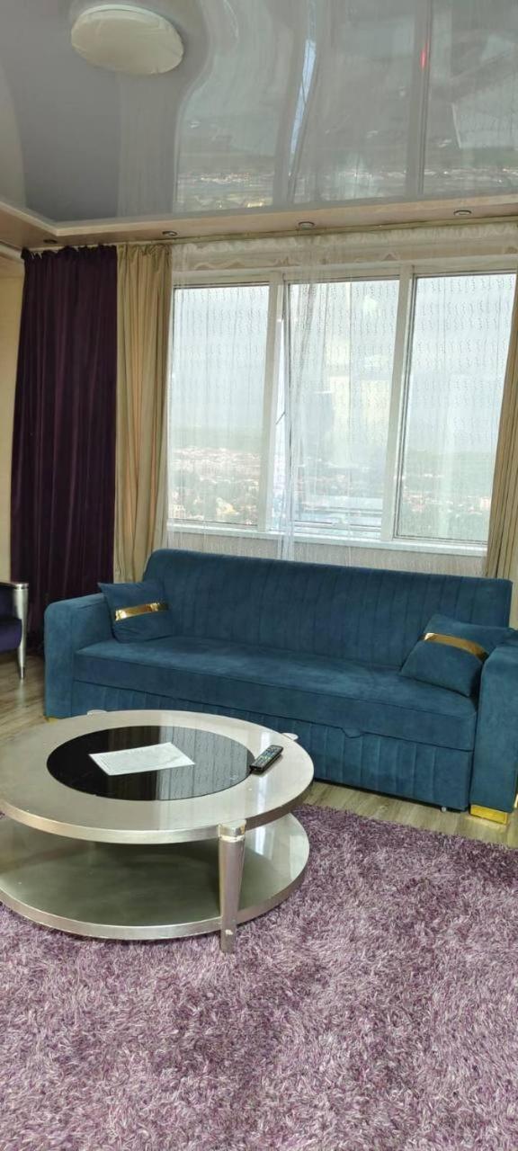 Nurly Tau 2Room Apartments الماتي المظهر الخارجي الصورة