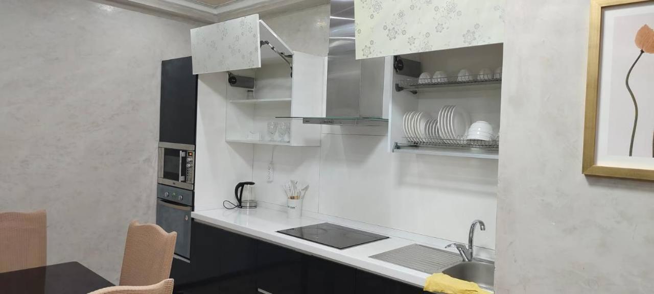 Nurly Tau 2Room Apartments الماتي المظهر الخارجي الصورة